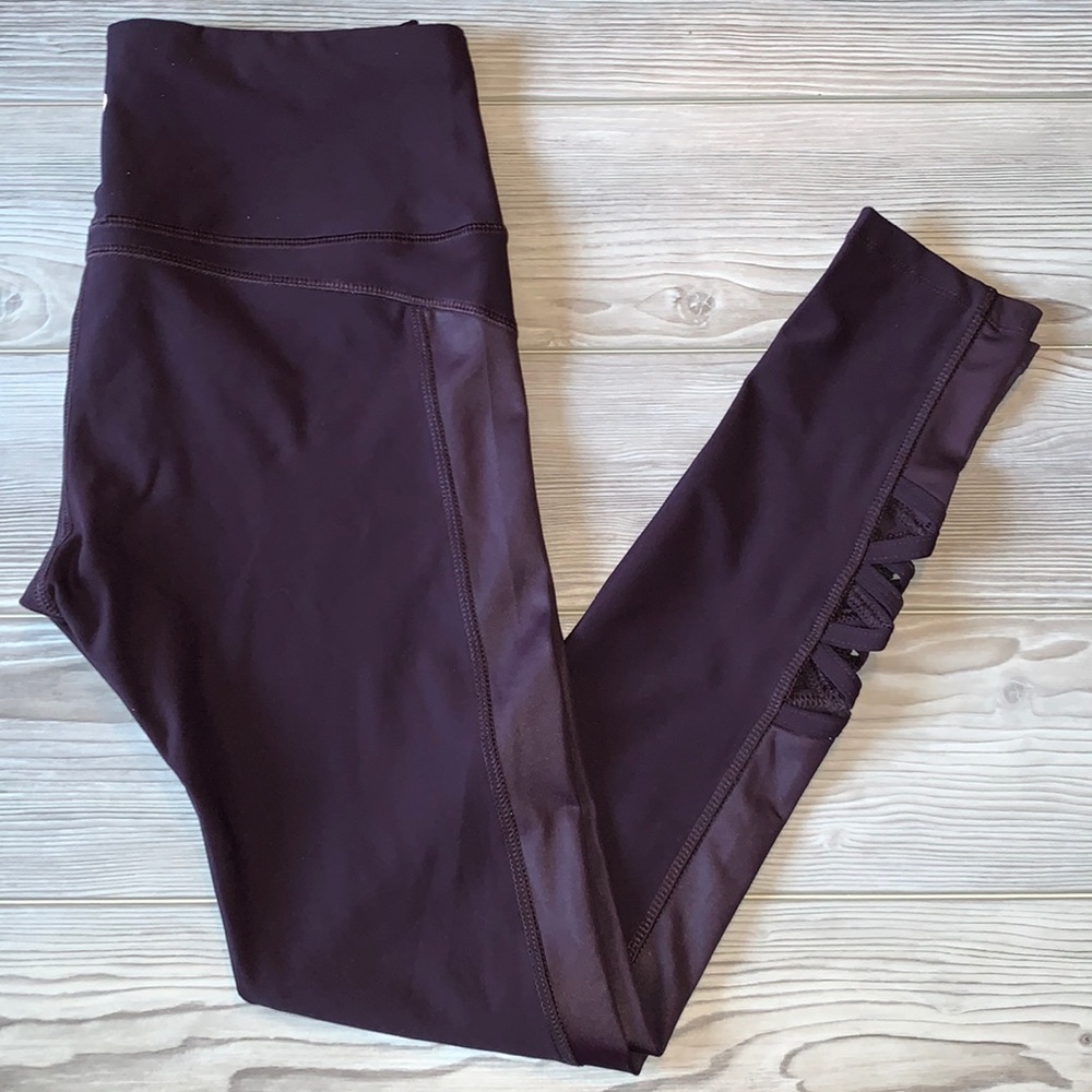 Sold EUC Apana Plum Small Leggings